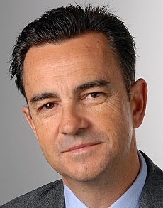 Dr. Martínez-Piñeiro, Luis