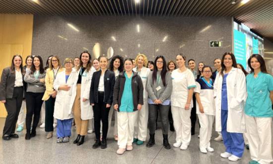Mujeres de distintos departamentos del Hospital Quirónsalud Córdoba.