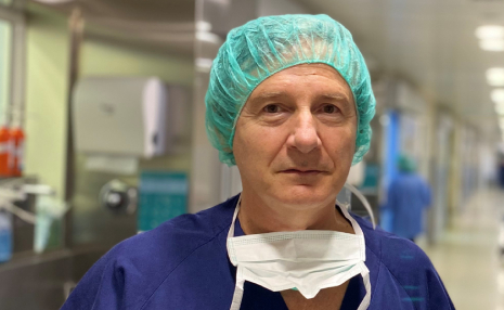 Dr Ribas Pioneros España abordaje mini-invasivo cirugia displasia cadera