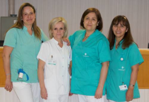 Mª Pilar de la Puente, Antonia Pérez Troya, Nancy Camacho León y Margarita Poma Villena, equipo de enfermería especializado en Ostomías y Heridas del Hospital La Luz