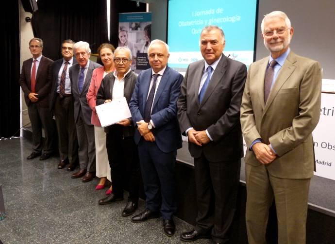 2019 11 13 El Dr. Rodríguez Candia con los representantes de la jornada