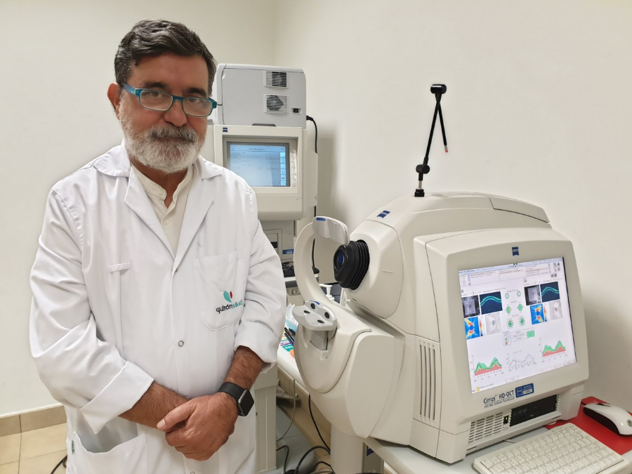 Dr. Sánchez Palencia- Jefe del servicio de Oftalmología