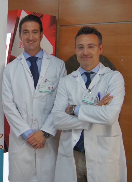 Los doctores Juan Benezet y Roberto Marti_n Reyes