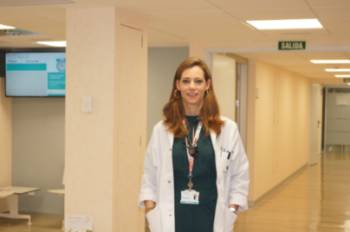 La doctora Esther Holgado, jefa de Servicio de Oncología Médica del Hospital La Luz de Madrid
