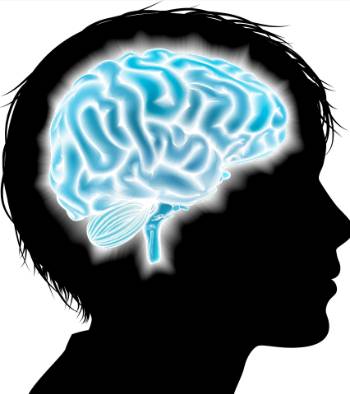 Experto neurocirujano explica las diferencias entre neurocirugía pediátrica y neurocirugía de adultos