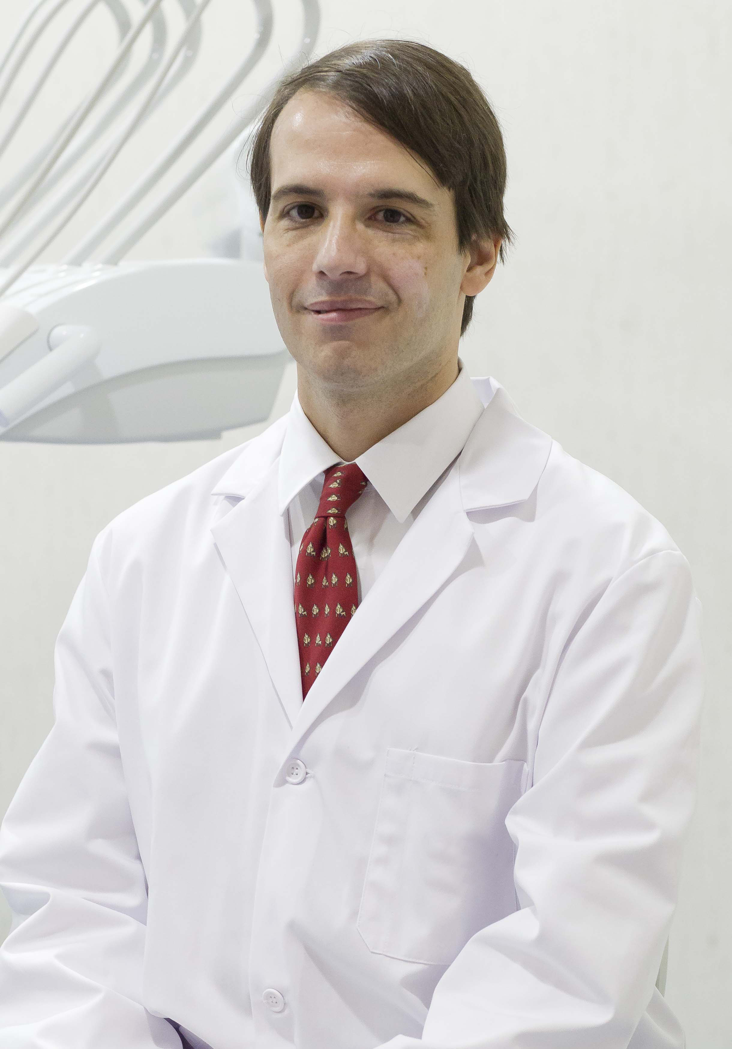 Dr. Gastón Demaría