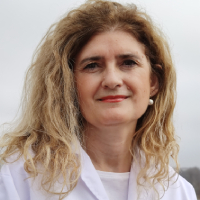 Dra Montserrat Lucas