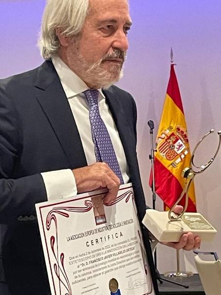 Dr. Villarejo premio