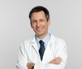 Dr. Joaquín Carneado Ruiz