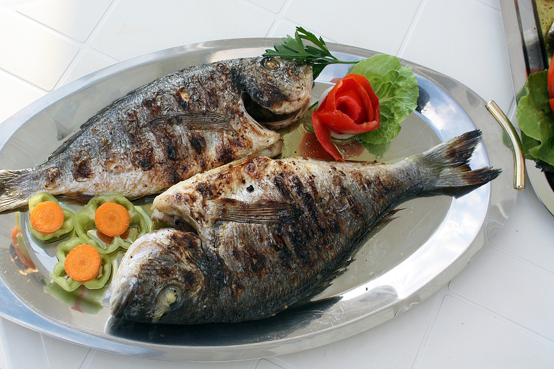 ¿Sabes por qué es importante comer pescado? Quirónsalud