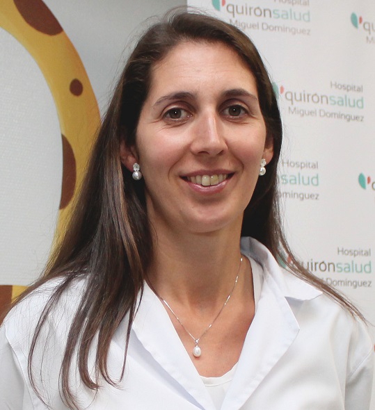 doctora Monica Caamaño CV