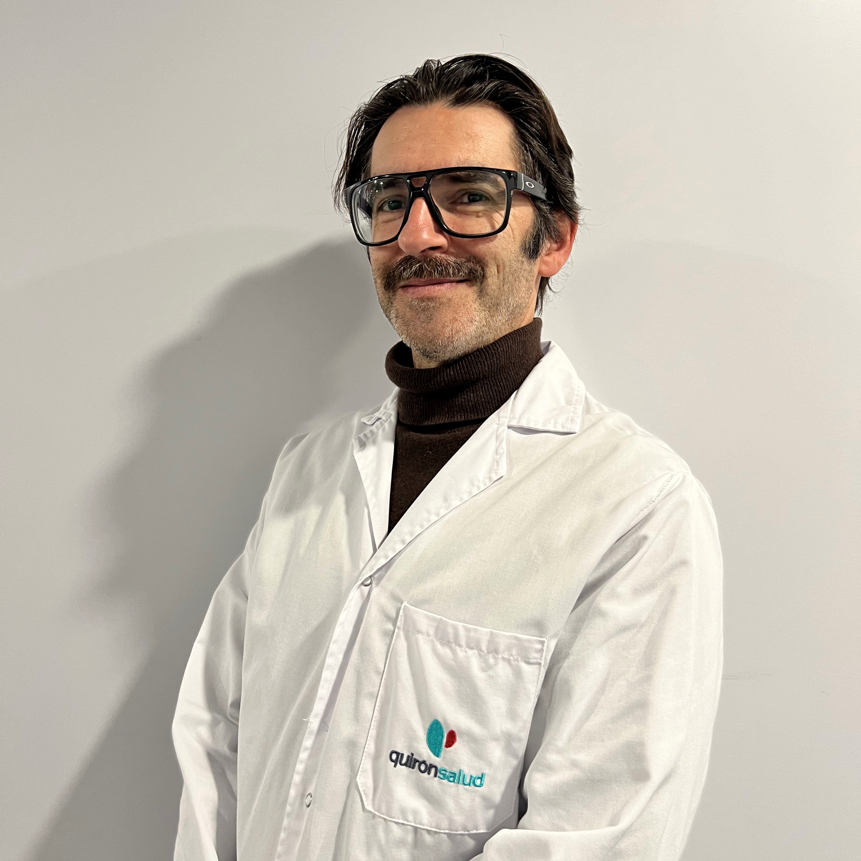 Dr. Juan Carlos Fernández - Angiología y Cirugía Vascular - Centro Médico Quirónsalud Plaza Euskadi
