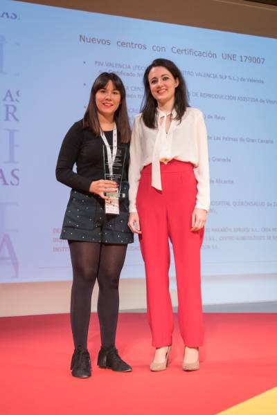 Premio ASEBIR_izda Montse Lierta - Marta Sánchez