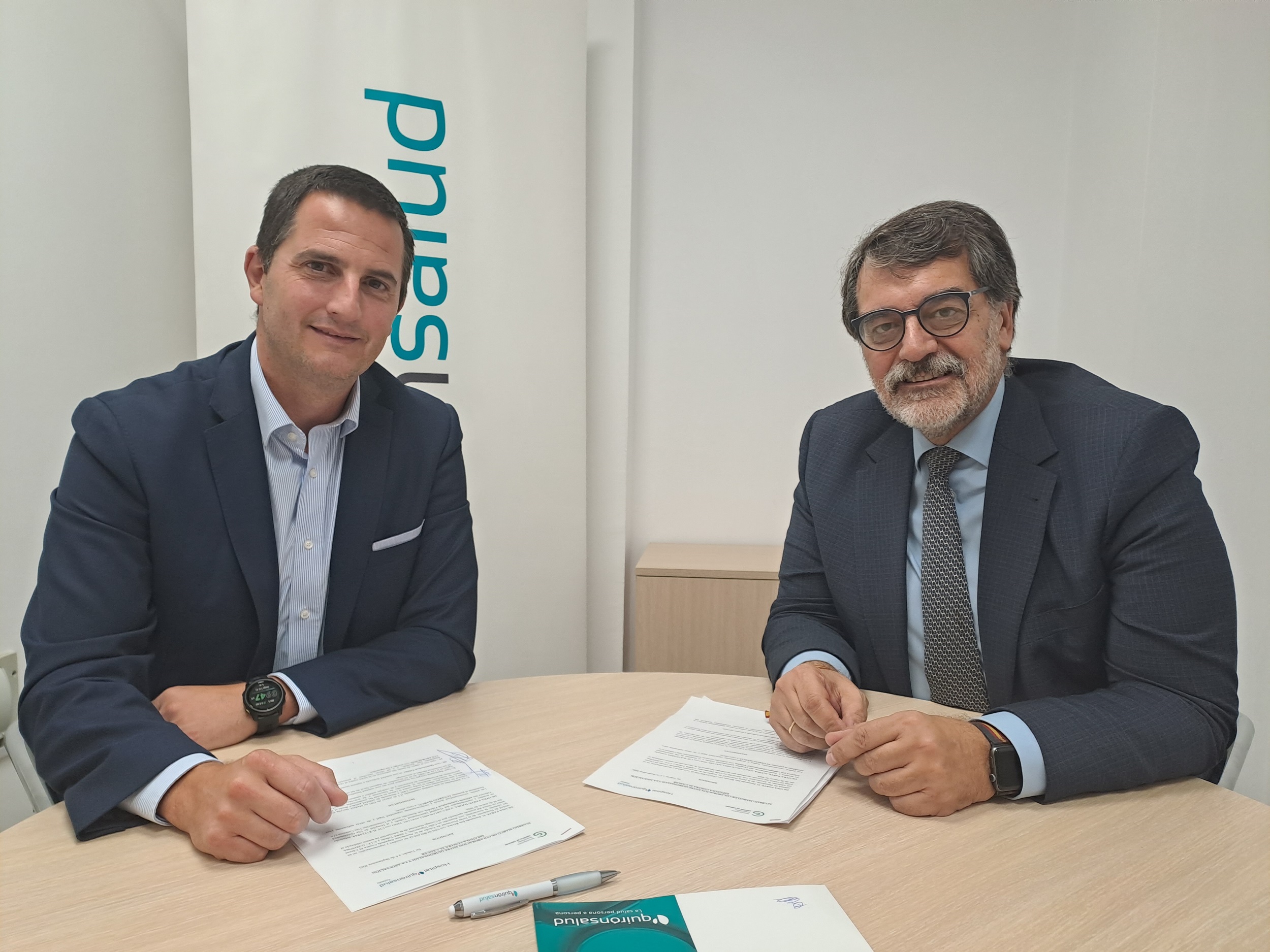 firma acuerdo Hospital Quironsalud Toledo y Asociacion Española contra el Cancer